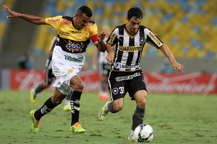 Botafogo 6 x 0 Cricima (Brasileiro 2014)