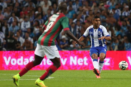 FC Porto v Martimo Primeira Liga J1 2014/2015